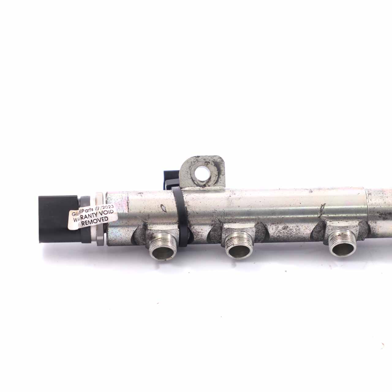 Mercedes W639 W906 OM646 Diesel Fuel Injector Pressure Rail Line A6460700695