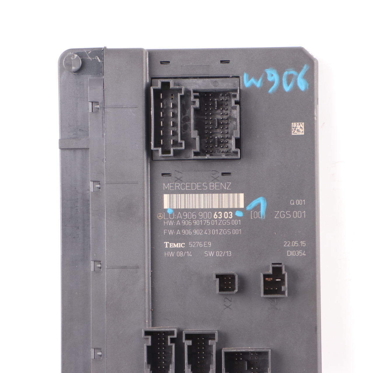 Mercedes W906 Fuse Box SAM Module Control Unit ZGS Temic A9069006303