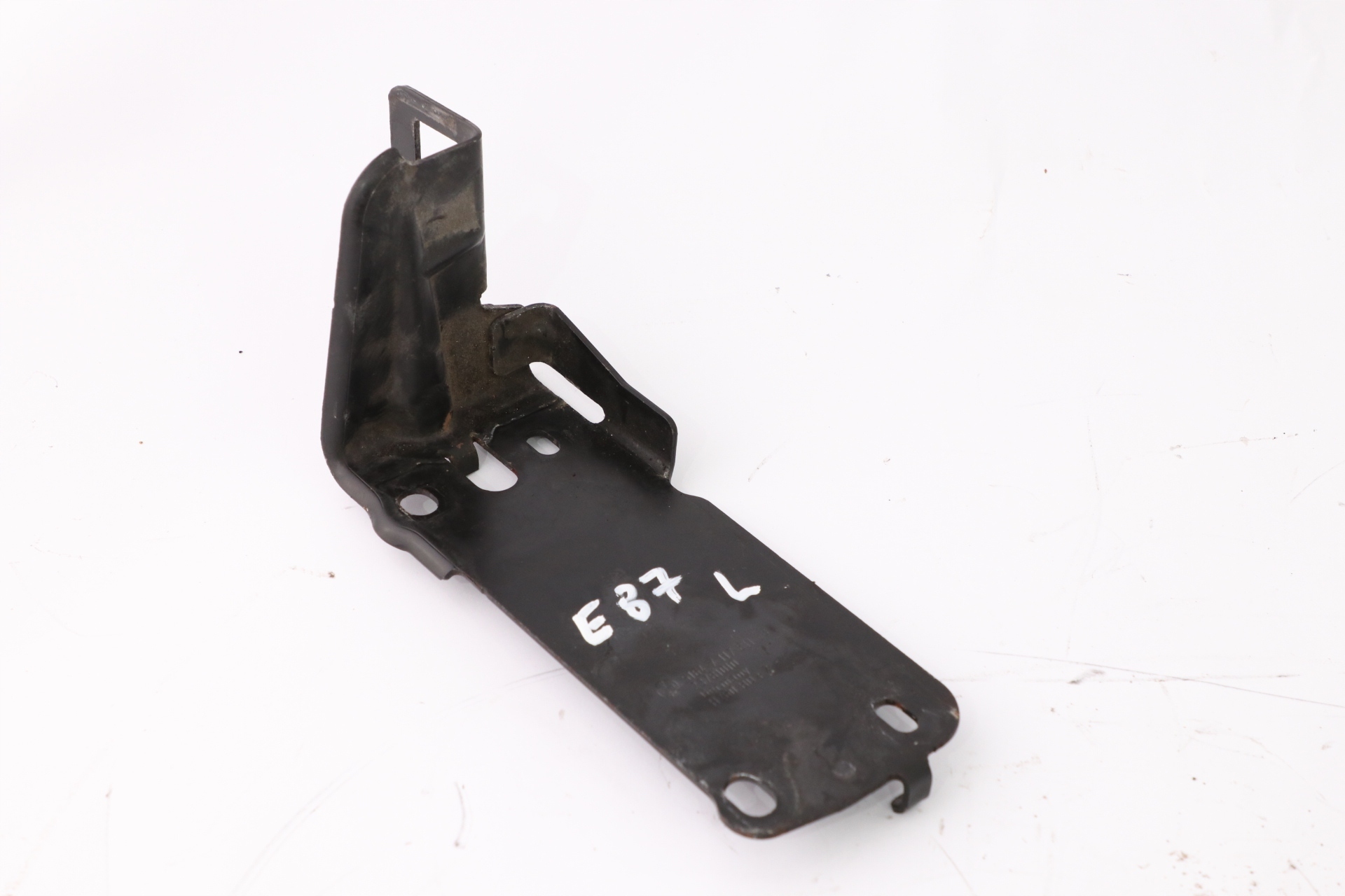 BMW 1 3 Series E81 E87 E90 E91 Bumper Radiator Carrier Support Bracket 7117811