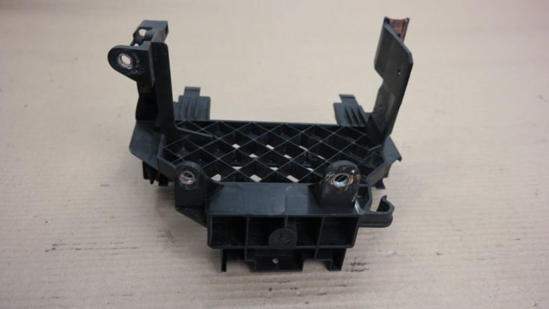 BMW MINI Cooper R55 R56 R57 R60 R61 ENGINE COMPUTER MOUNT SUPPORT BRACKET HOLDER