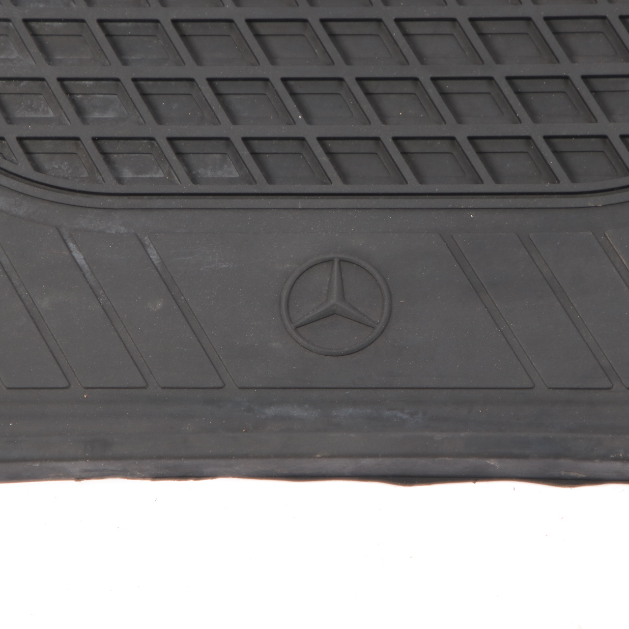 Mercedes W447 Rubber Mat Set Interior Leg Room Front Left N/S Mats A4476806600