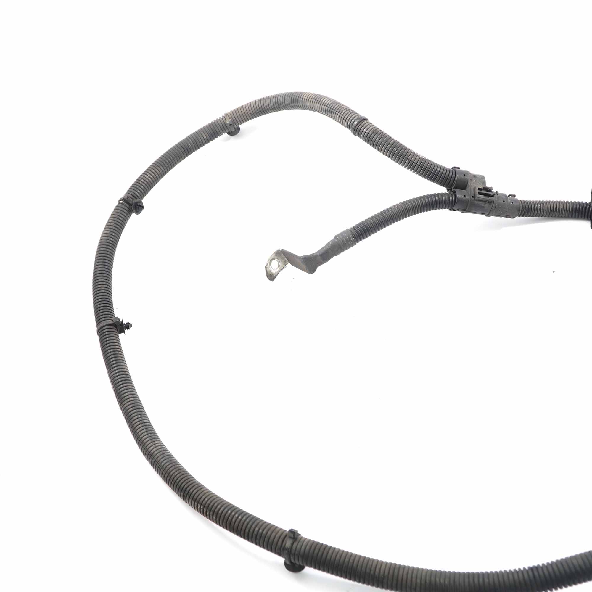 Mercedes W639 Battery Starter Alternator Wiring Harness Cable A6394402536